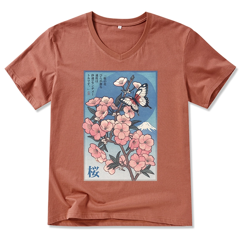 Tokyo-Tiger Ukiyoe Japanese Cherry blossoms Poster V-Neck Classic T-Shirt