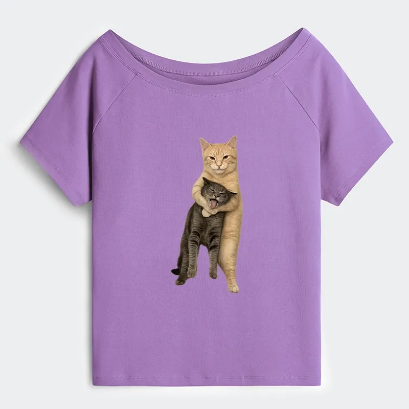 Tokyo-Tiger Orange Cat’s Tight Embrace Off Shoulder T-Shirt