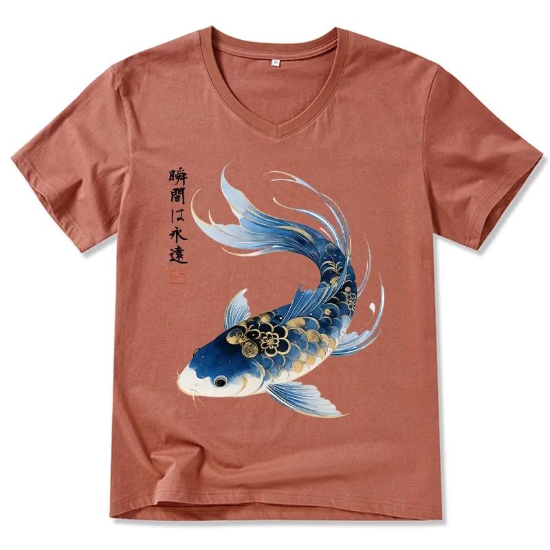 Tokyo-Tiger Elegant Koi Fish Watercolor Art V-Neck Classic T-Shirt