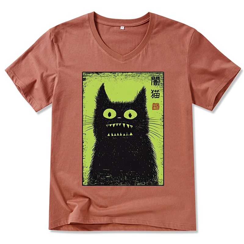 Tokyo-Tiger Spooky Black Cat Japanese V-Neck Classic T-Shirt