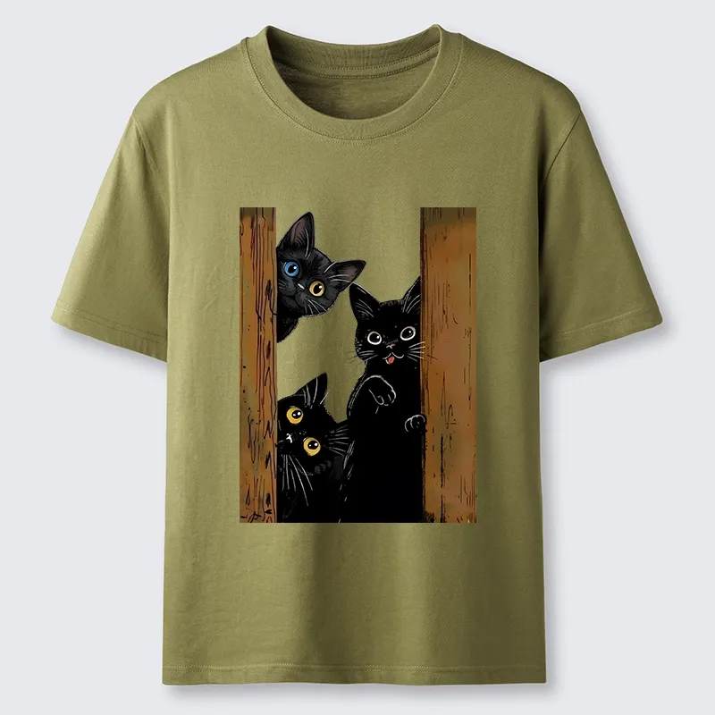 Tokyo-Tiger Funny Cats Spying On You Classic T-Shirt