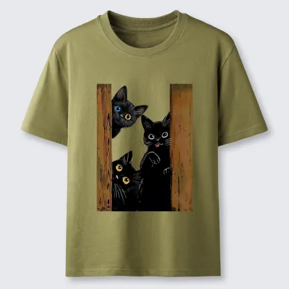 Tokyo-Tiger Funny Cats Spying On You Classic T-Shirt