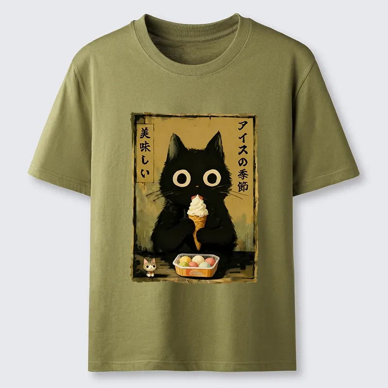 Tokyo-Tiger Black Cat Loves Ice Cream Classic T-Shirt