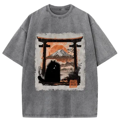 Tokyo-Tiger Mt. Fuji Guardian Cat Washed T-Shirt