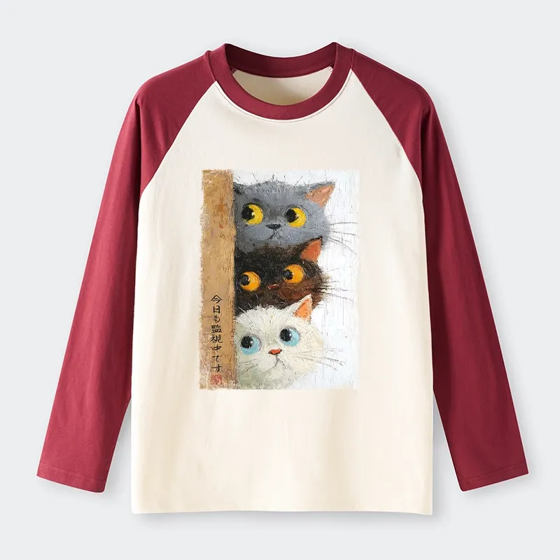 Tokyo-Tiger Three Cute Cats Watch You Raglan Long Sleeve T-shirt