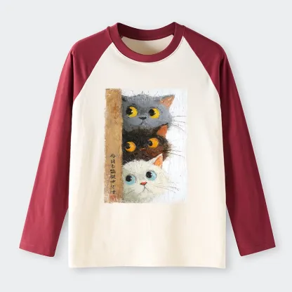 Tokyo-Tiger Three Cute Cats Watch You Raglan Long Sleeve T-shirt