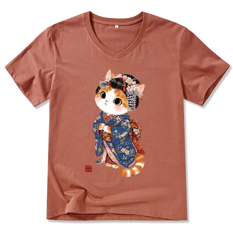 Tokyo-Tiger Cat Dressed As A Geisha Funny V-Neck Classic T-Shirt