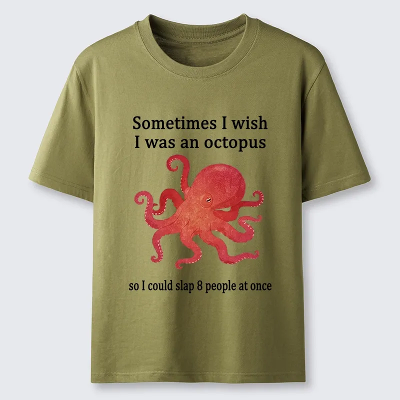 Tokyo-Tiger Octopus Dreaming Of Slapping Eight People Classic T-Shirt