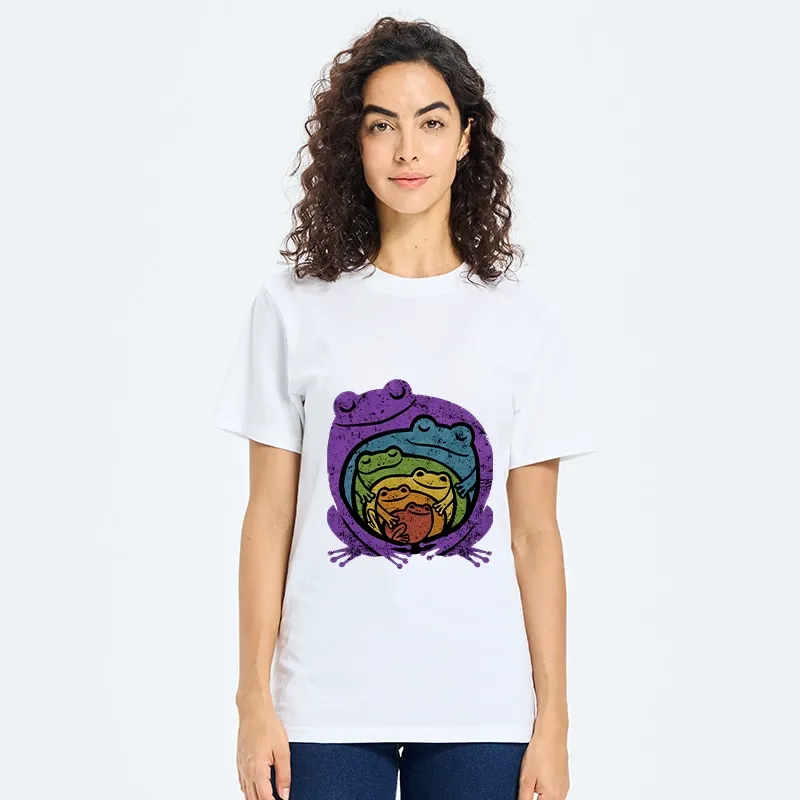 Tokyo-Tiger Rainbow Frogs Hugging Classic T-Shirt