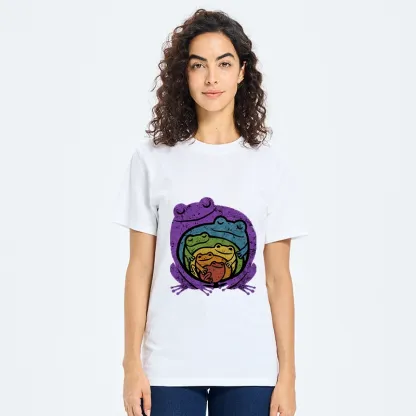 Tokyo-Tiger Rainbow Frogs Hugging Classic T-Shirt
