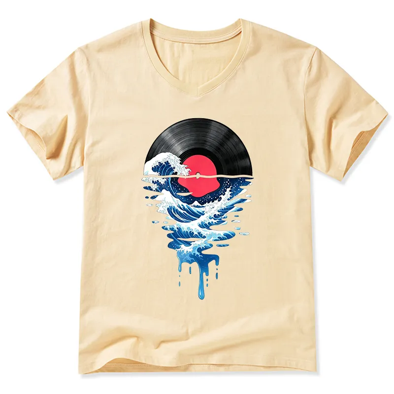 Tokyo-Tiger Vinyl Records And Waves V-Neck Classic T-Shirt