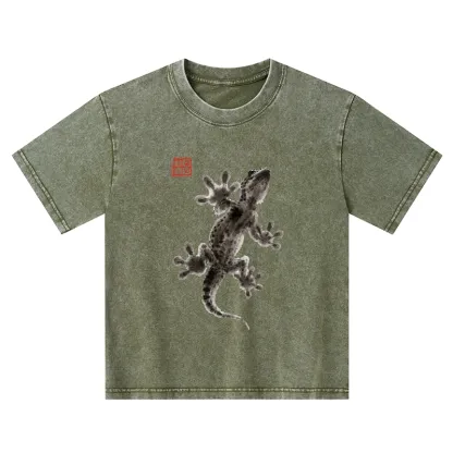 Tokyo-Tiger Minimal Asian Ink Brush Gecko Vibe Kids Washed T-Shirt