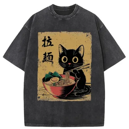 Tokyo-Tiger Retro Black Cat Eating Ramen Washed T-Shirt