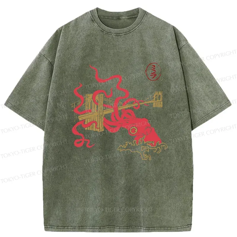 Tokyo-Tiger Giant Octopus Brooklyn Bridge Washed T-Shirt