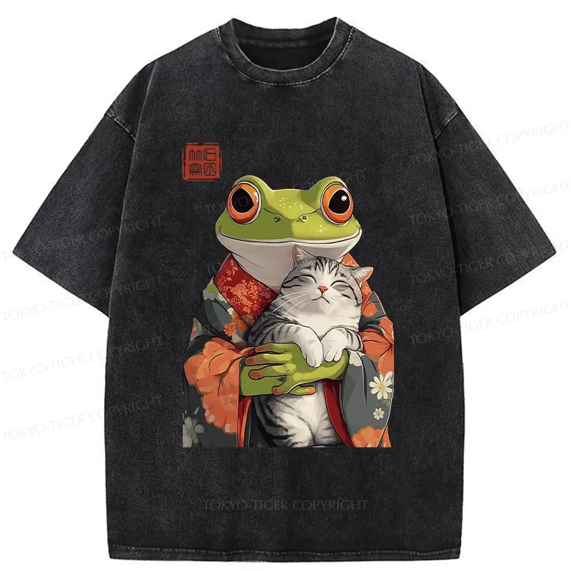 Tokyo-Tiger Frog Holding A Cute Cat Washed T-Shirt