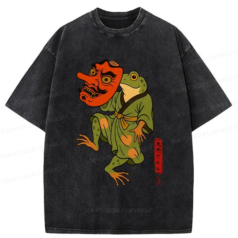 Tokyo-Tiger Frog Holding A Tengu Mask Washed T-Shirt