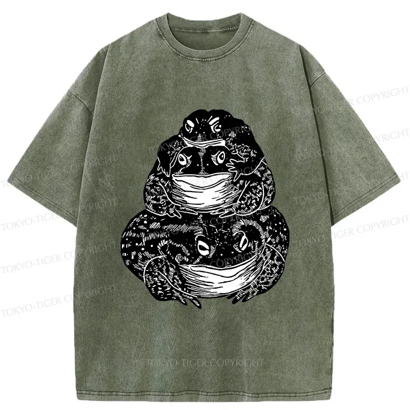 Tokyo-Tiger Stacked Together Frogs Washed T-Shirt
