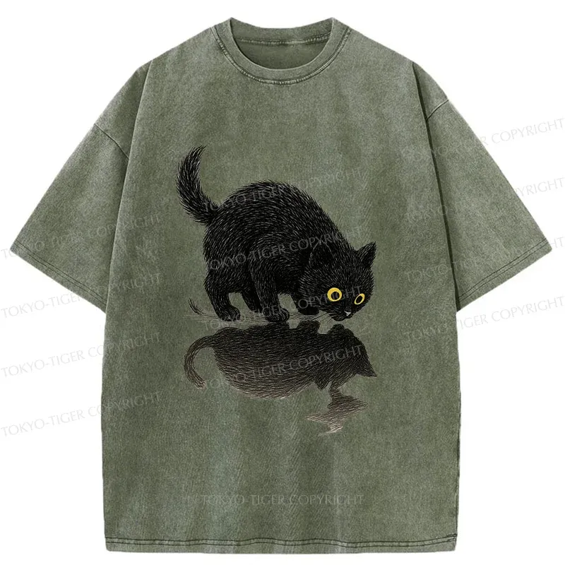 Tokyo-Tiger Cat Drinking Water Washed T-Shirt