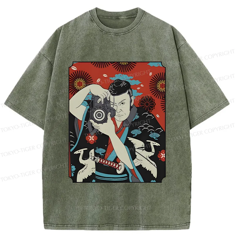 Tokyo-Tiger Samurai Photographer Washed T-Shirt