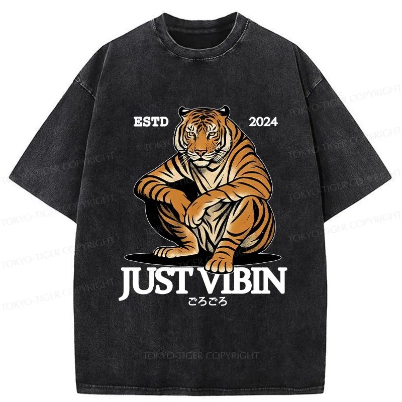 Tokyo-Tiger Sitting Tiger Washed T-Shirt