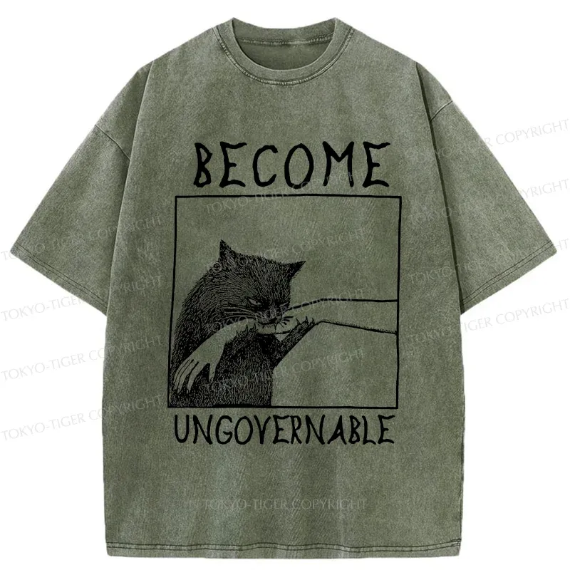 Tokyo-Tiger Cat Biting Arm Washed T-Shirt