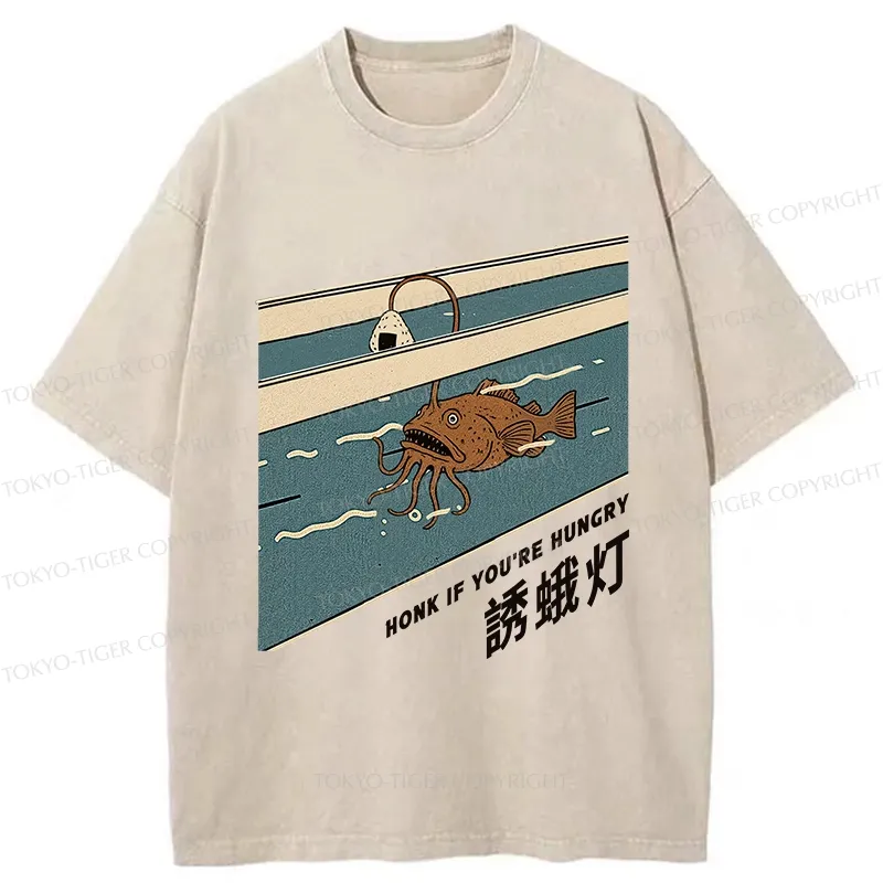 Tokyo-Tiger Moth-attracting Lamp Washed T-Shirt