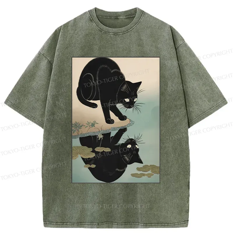 Tokyo-Tiger Cat Drinking River Water Washed T-Shirt