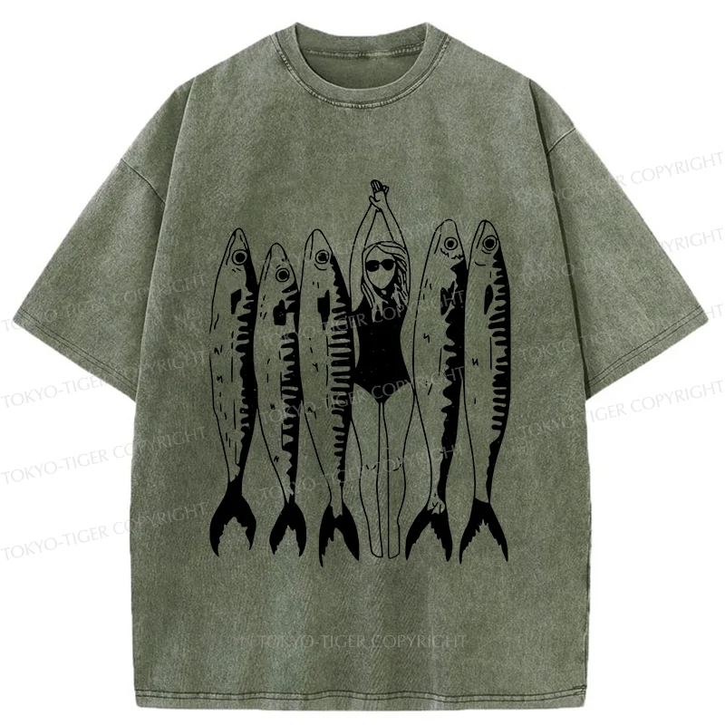 Tokyo-Tiger Swimming People And Fish Washed T-Shirt