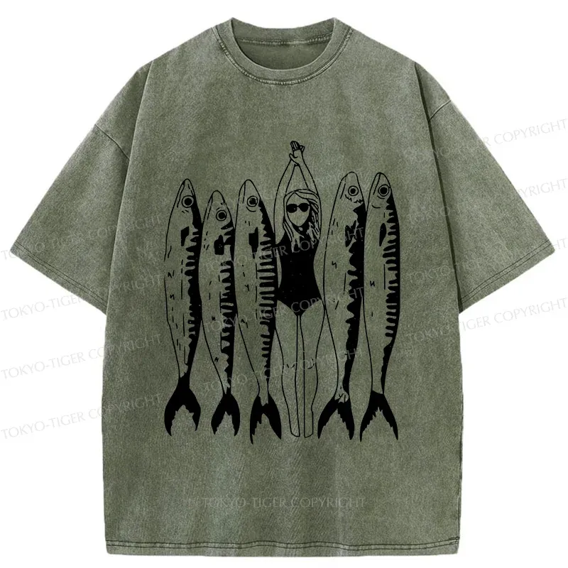 Tokyo-Tiger Swimming People And Fish Washed T-Shirt