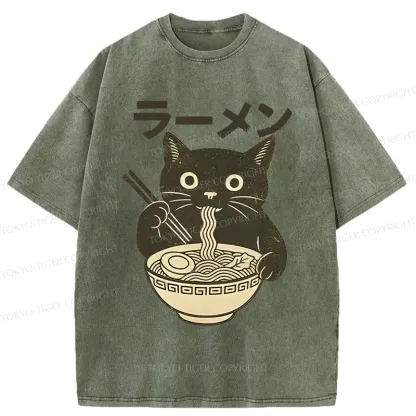 Tokyo-Tiger Simple Black Cat Eating Ramen Washed T-Shirt