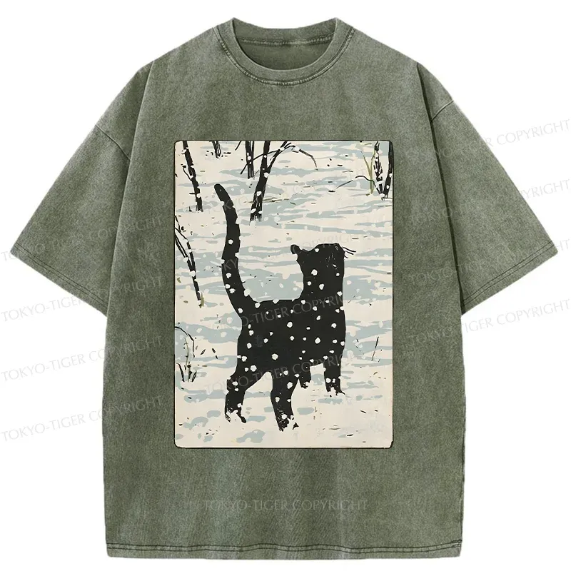 Tokyo-Tiger Cat In The Snow Washed T-Shirt