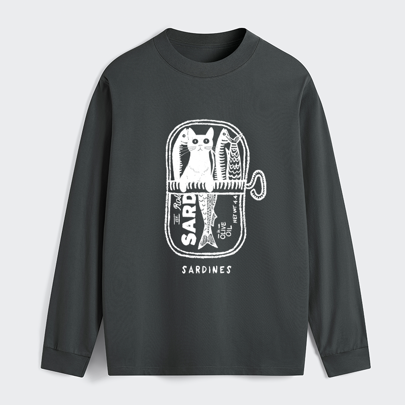 Tokyo-Tiger Cat Hiding In A Sardine Can Classic Long Sleeve T-Shirt