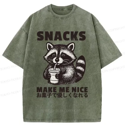 Tokyo-Tiger Raccoon Eating Snacks Washed T-Shirt