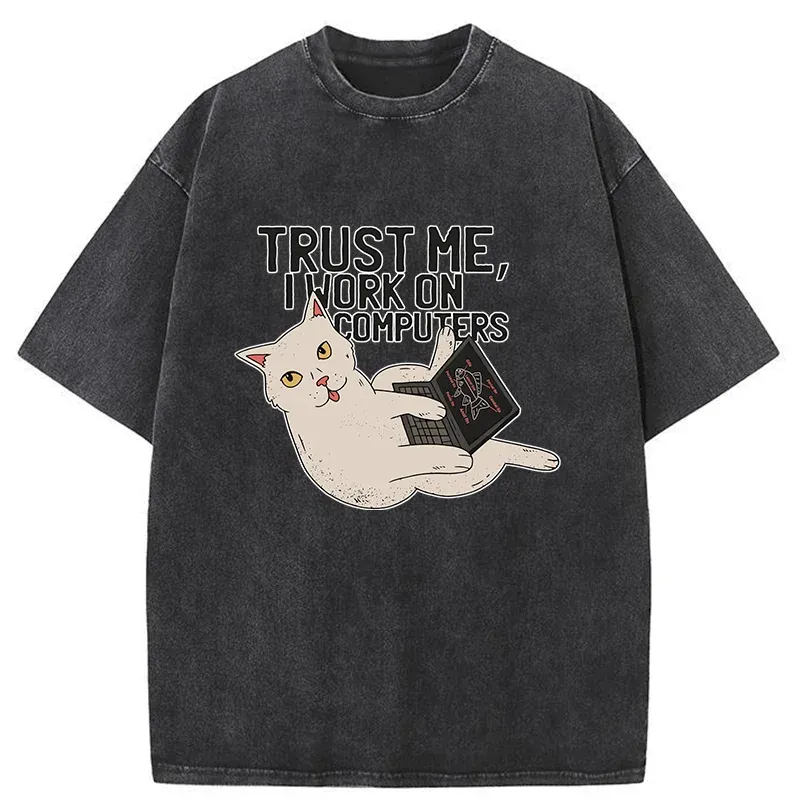 Tokyo-Tiger Cat At Work Washed T-Shirt