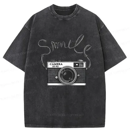 Tokyo-Tiger Smile Camera Washed T-Shirt