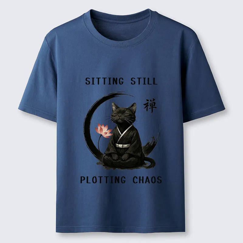 Tokyo-Tiger Sitting still  plotting chaos Calming Zen Cat Funny Classic T-Shirt