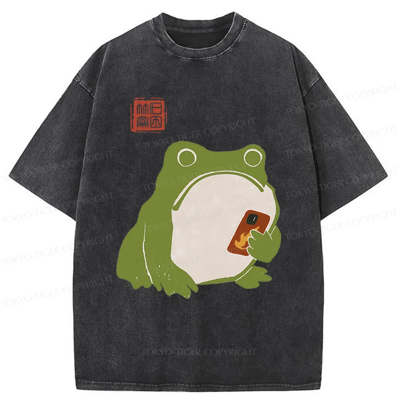 Tokyo-Tiger Frog Playing With Mobile Phone Washed T-Shirt