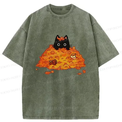Tokyo-Tiger Black Cat In Autumn Leaves Washed T-Shirt