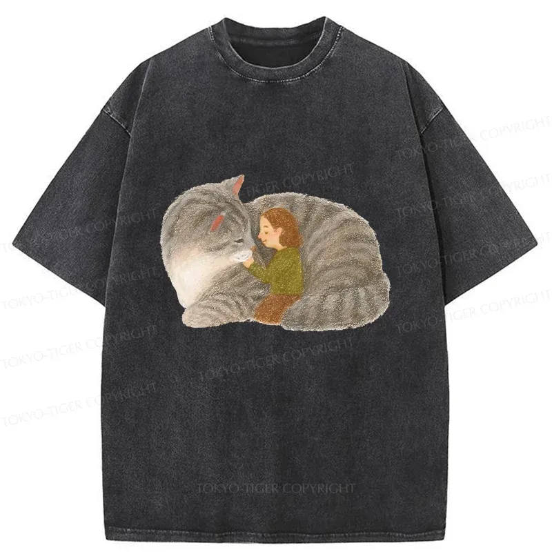 Tokyo-Tiger Girl Hugging Cat Washed T-Shirt