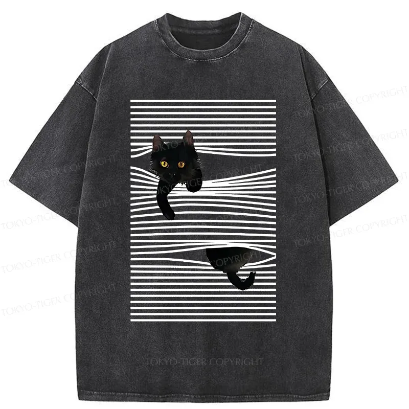 Tokyo-Tiger Cat Scratching Curtain Washed T-Shirt