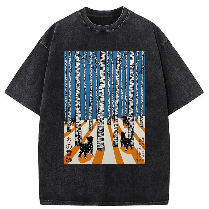 Tokyo-Tiger Traces in the Winter Snow Washed T-Shirt