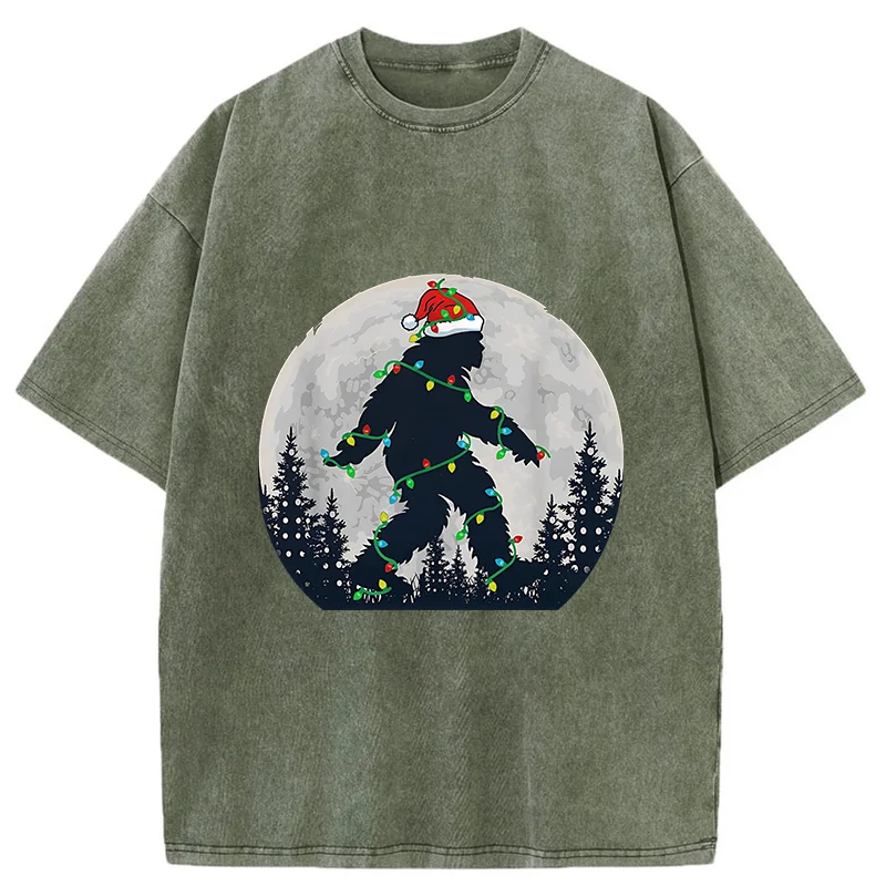 Tokyo-Tiger Bigfoot At Christmas Washed T-Shirt