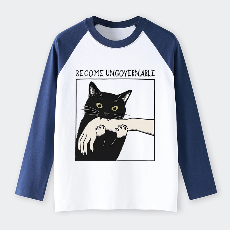 Tokyo-Tiger Black Cat Biting Raglan Long Sleeve T-shirt