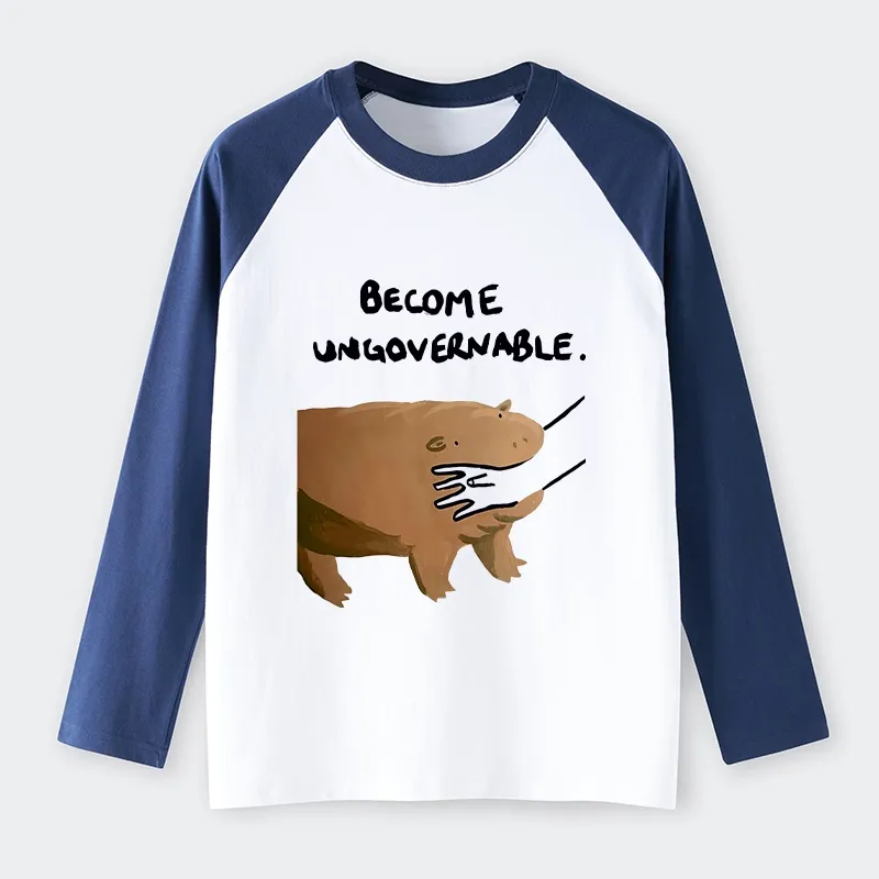 Tokyo-Tiger Moo Deng Bites Someone's Arm Raglan Long Sleeve T-shirt