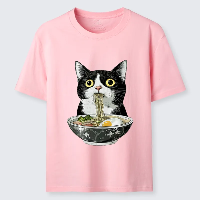 Tokyo-Tiger Cute Cat Eating Japan Ramen Classic T-Shirt