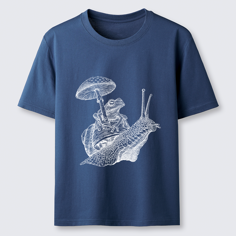 Tokyo-Tiger Snail Is Carrying A Frog On Its Back Classic T-Shirt