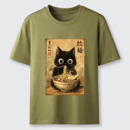 Tokyo-Tiger Cute Black Cat Eating Japanese Ramen Classic T-Shirt