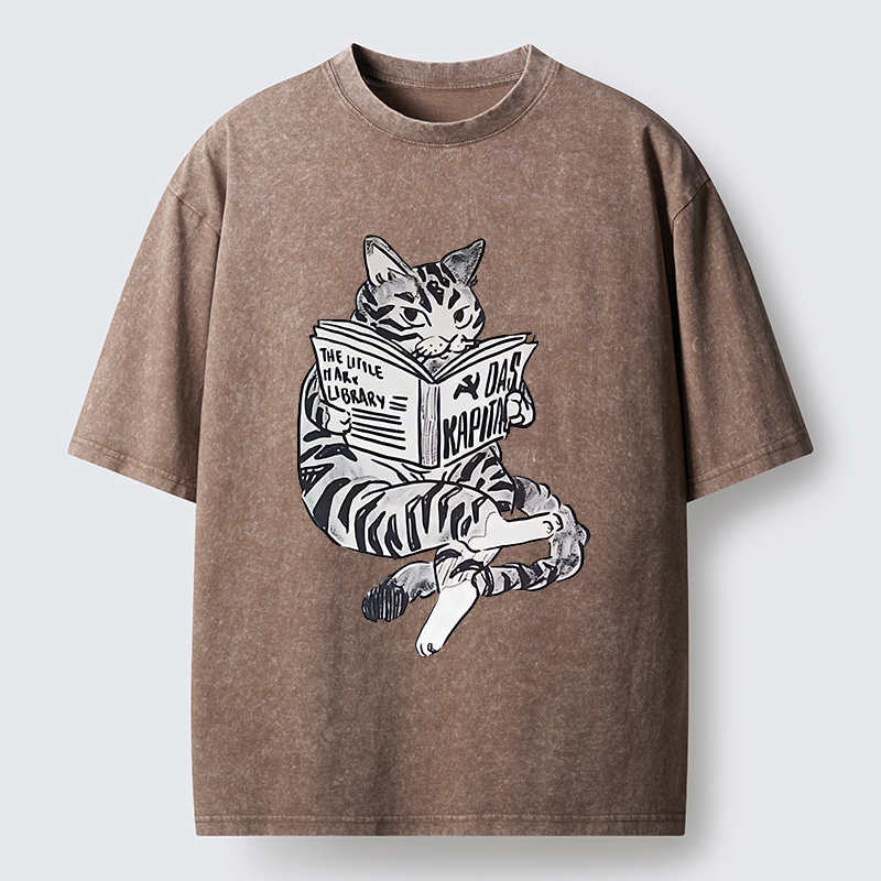 Tokyo-Tiger Cat Reading Books Washed T-Shirt