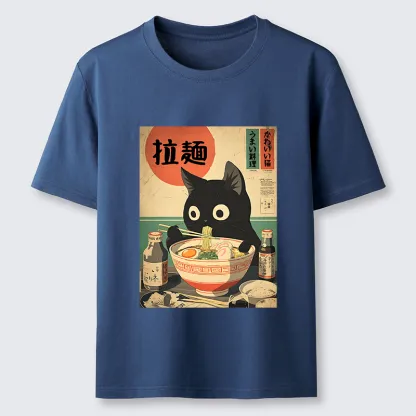 Tokyo-Tiger Cat Is Eating Ramen At The Restaurant Classic T-Shirt