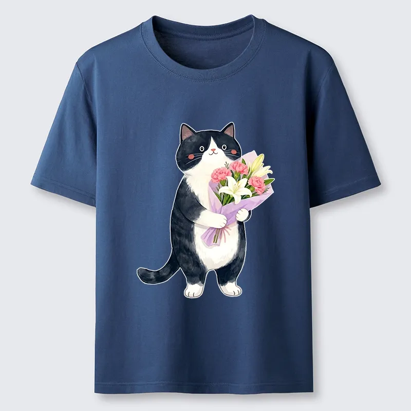 Tokyo-Tiger Sweet Cat Delivers Flowers Classic T-Shirt